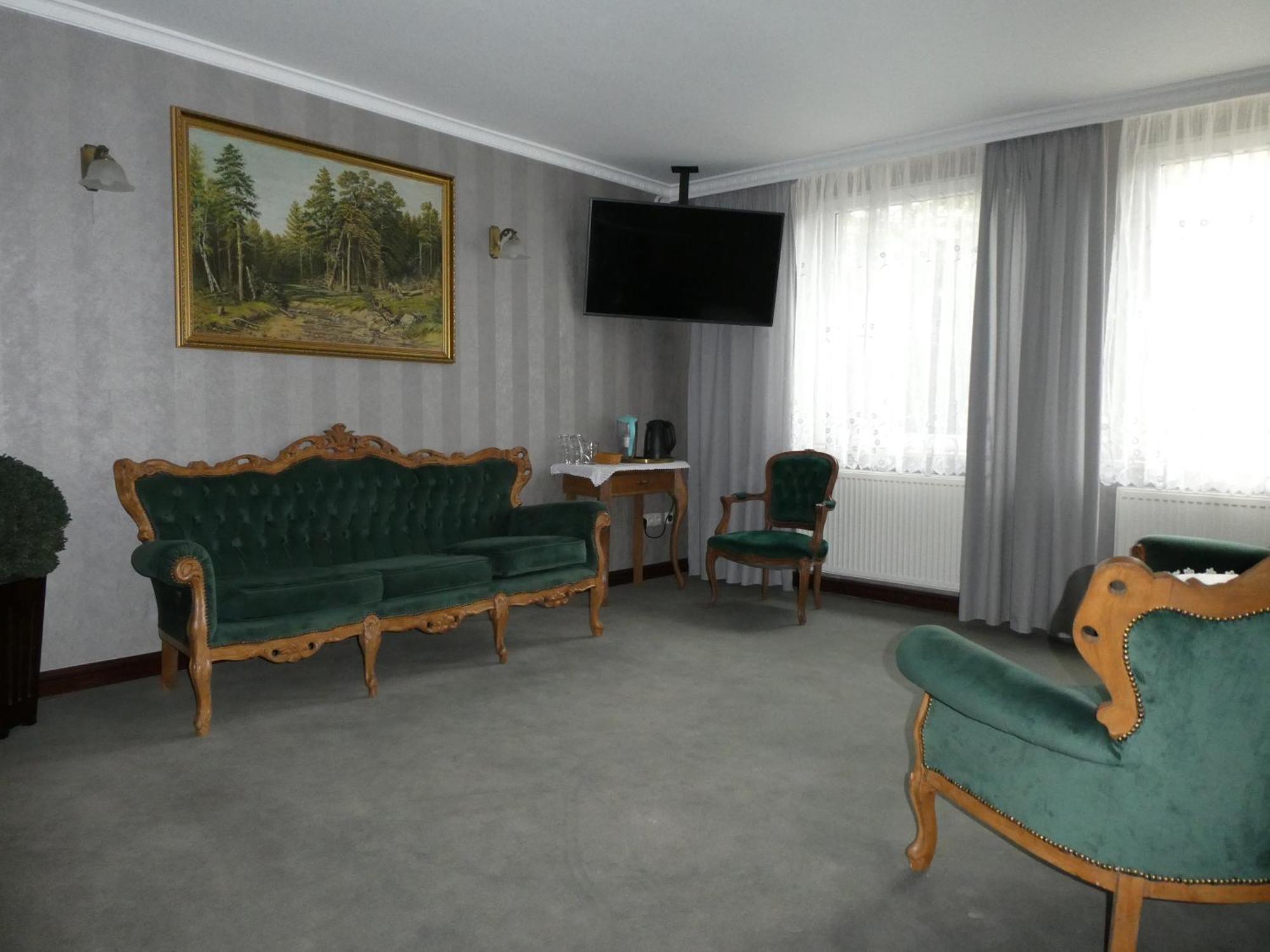 Hotel Niedzwiadek Wdzydze Kiszewskie Exterior foto